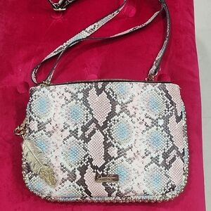 Chic Snake Print Crossbody Bag
